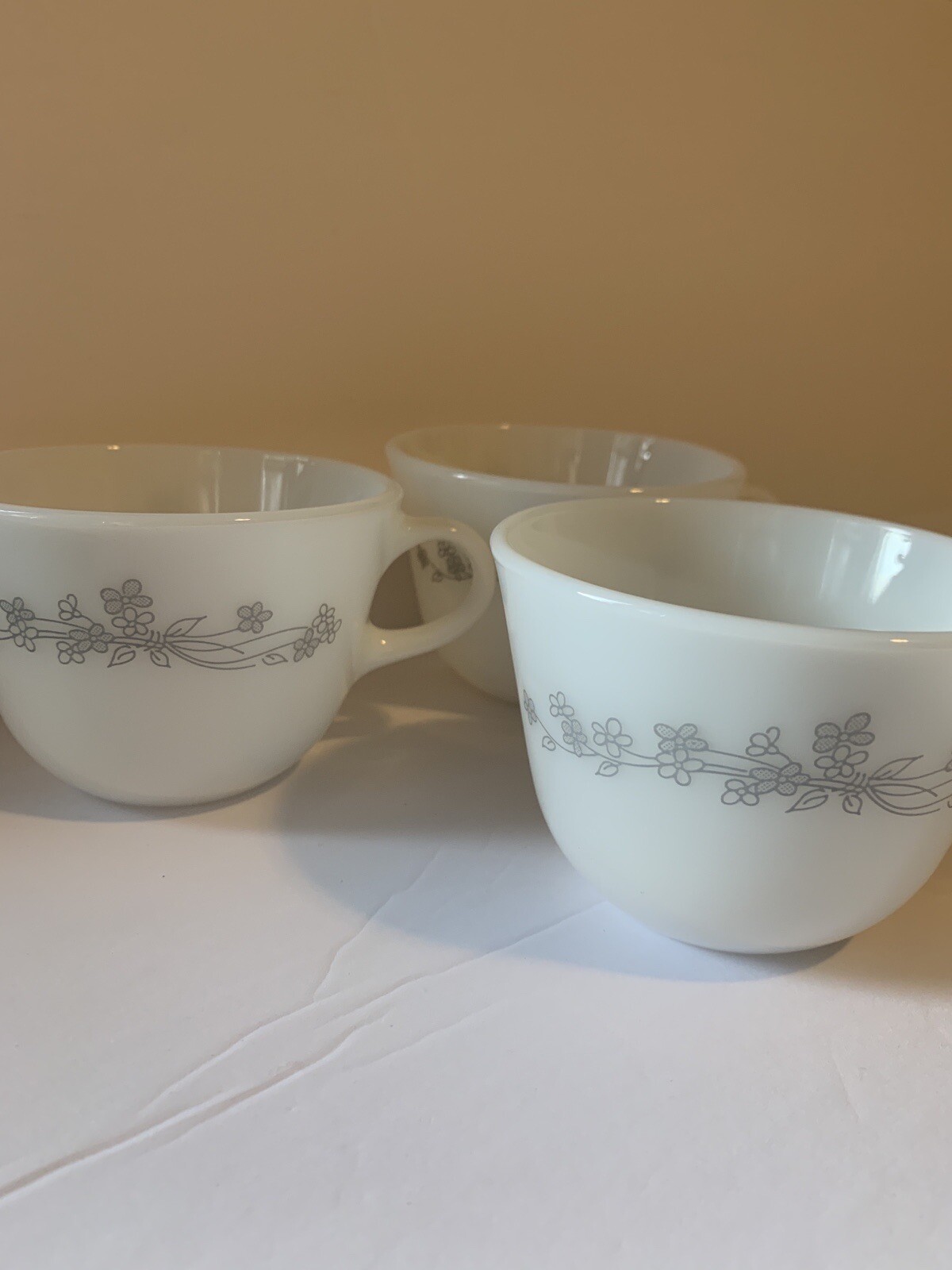 CORNINGWARE Vintage Coffee Tea Mugs Cups Set Of 3 White With Gray Flowers