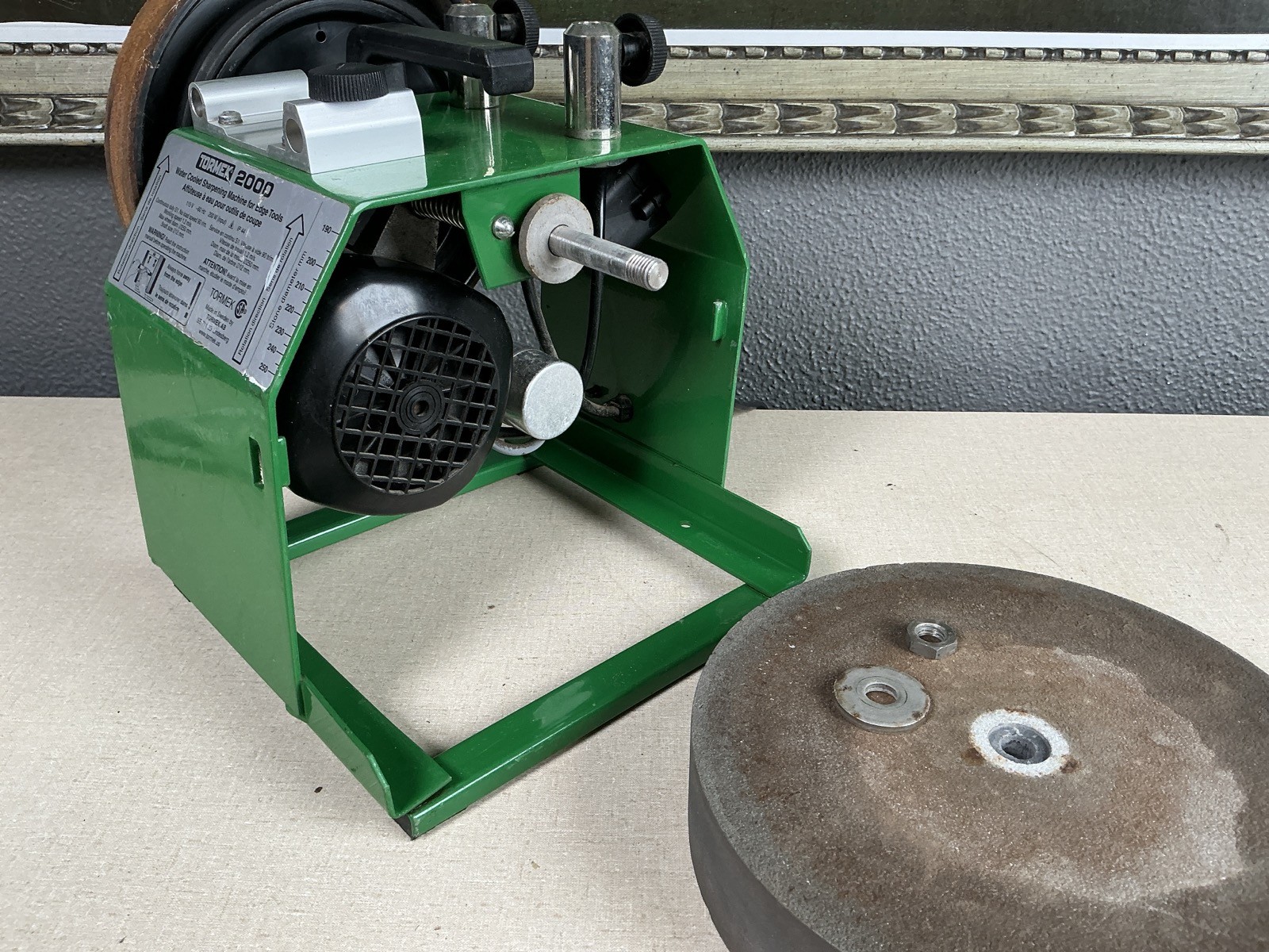 TORMEK Super Grind 2000 Water Cooled Knife Sharpening Machine - Sweden