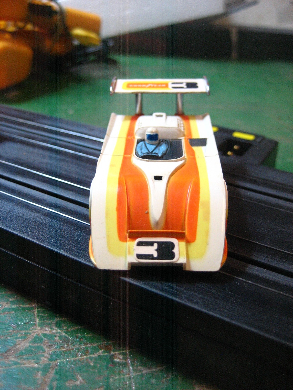 Aurora AFX HO slot car # 2708 Data Race Championship with Sound Tower Complete!