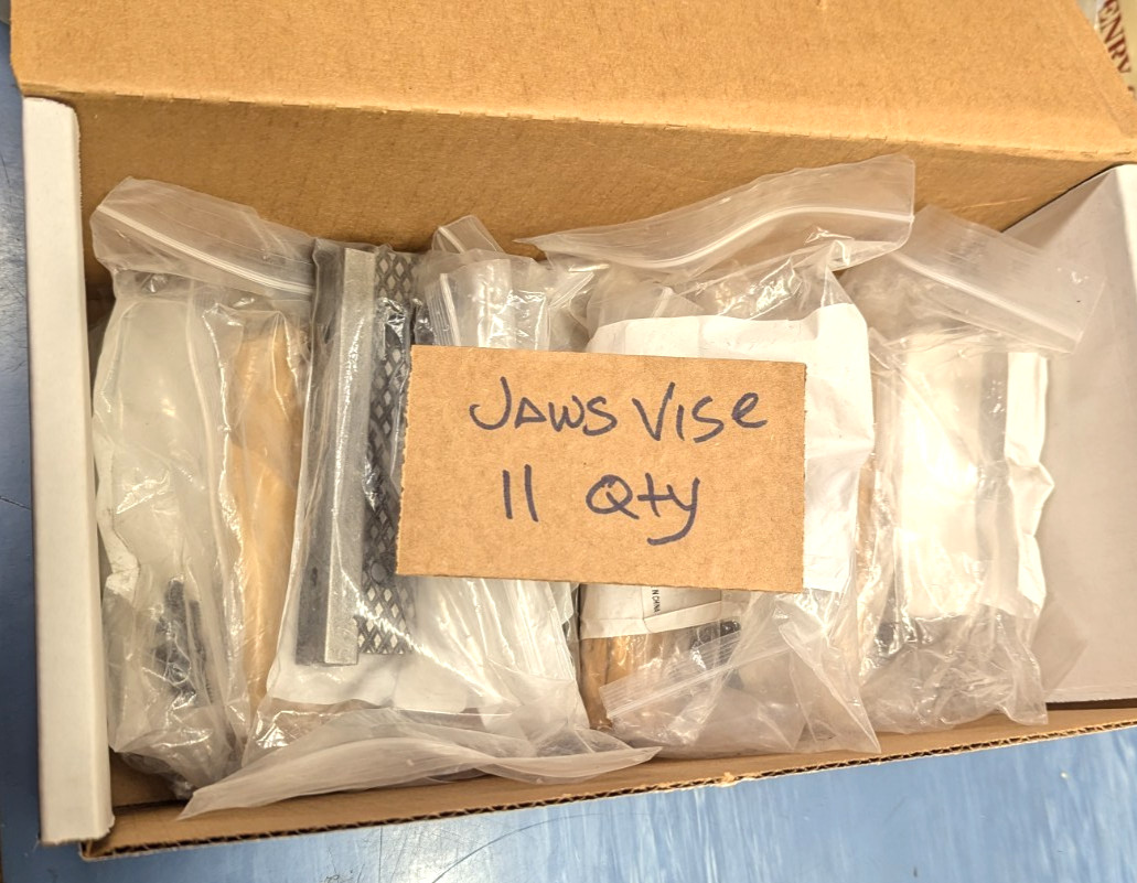 JET 5" Bench Vise Jaw Inserts D45-41 Serrated Replacement Set 11105S41 Screws