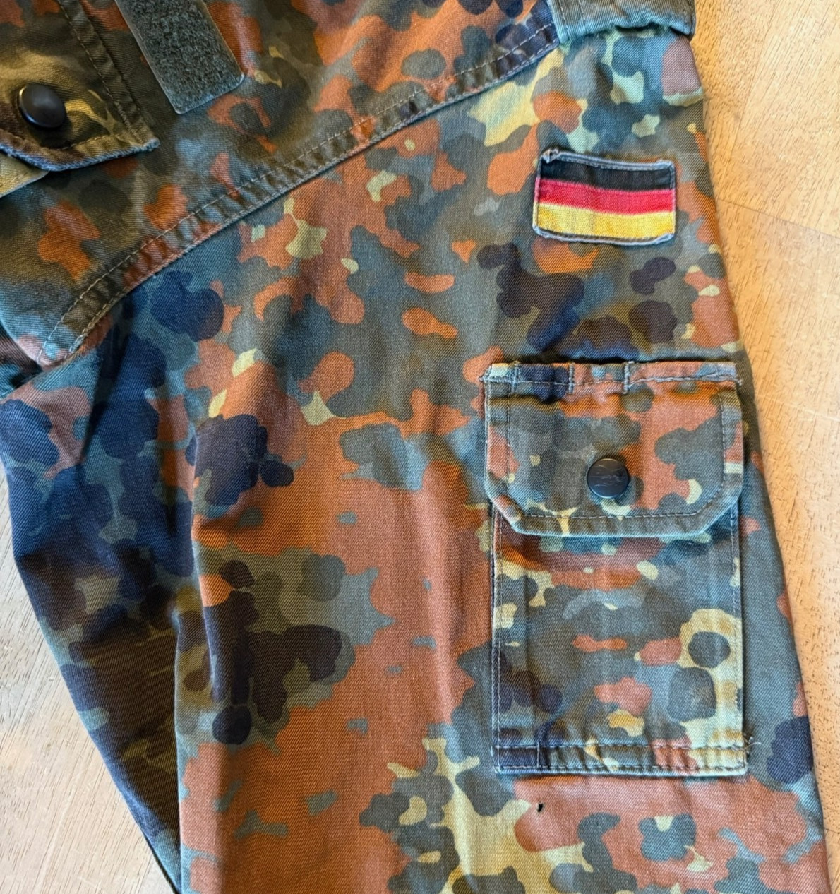 VTG German Military Flecktarn Camouflage Field Jacket - Size Medium