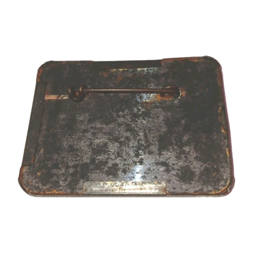 Vintage West Virginia Resident Hunting & Fishing License ( Pin Back )