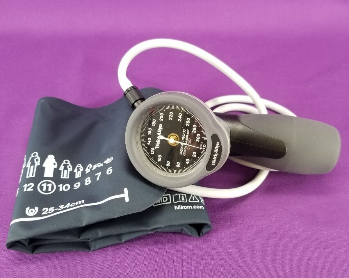 Welch Allyn DS66 Sphygmomanometer Aneroid w/ ADULT CUFF - REUSE-11