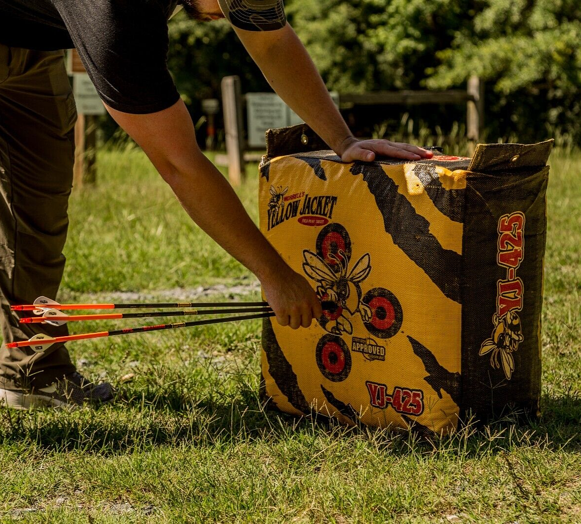 Morrell Yellow Jacket YJ-425 Archery Target Crossbow Compatible