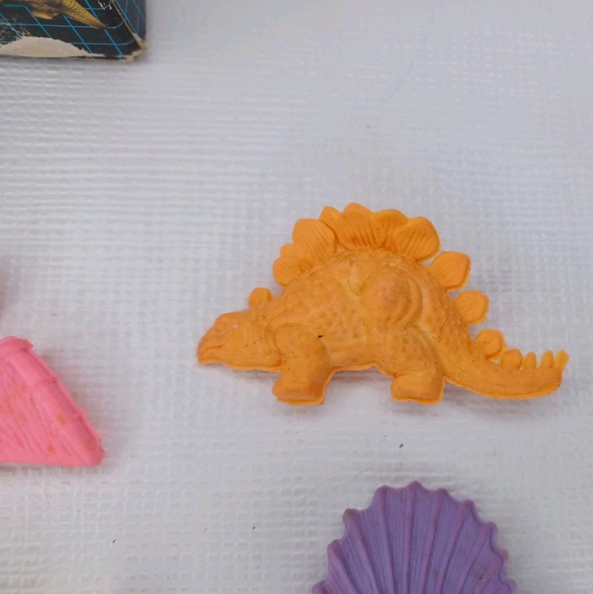 Rubber Dinosaur Eraser Set 6 Pieces Erasers With Box Vintage 1978 Emson