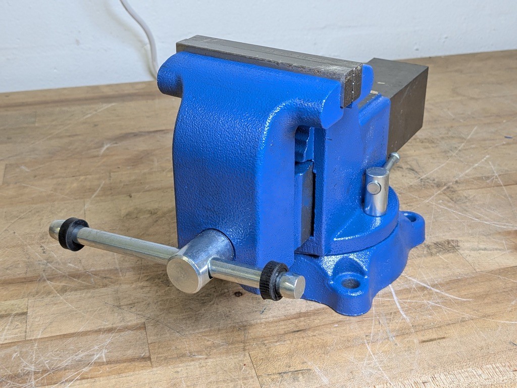 Gibraltar Workshop Bench Vise w/ Swivel Base 4" Jaw Width 4" Opening Capacity