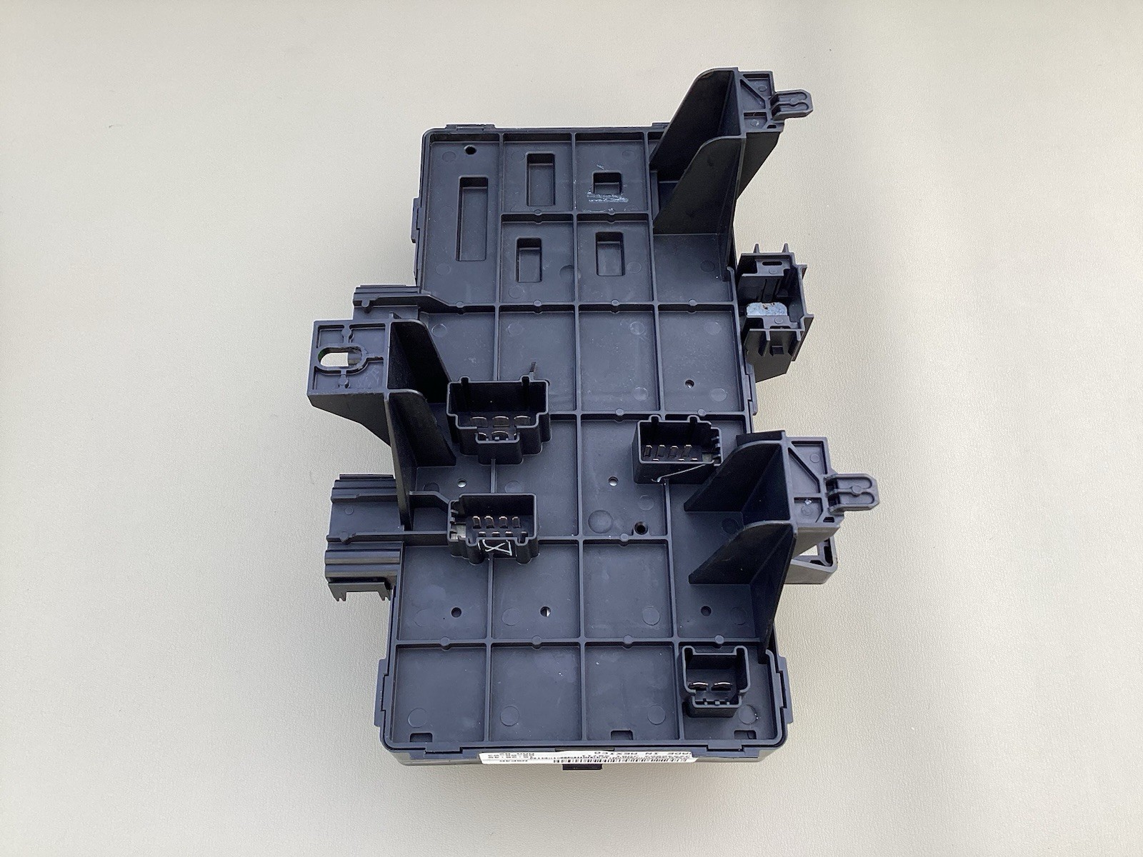 2004 Ford Expedition Navigator Interior Fuse Box 4L7T-14A067-AD *