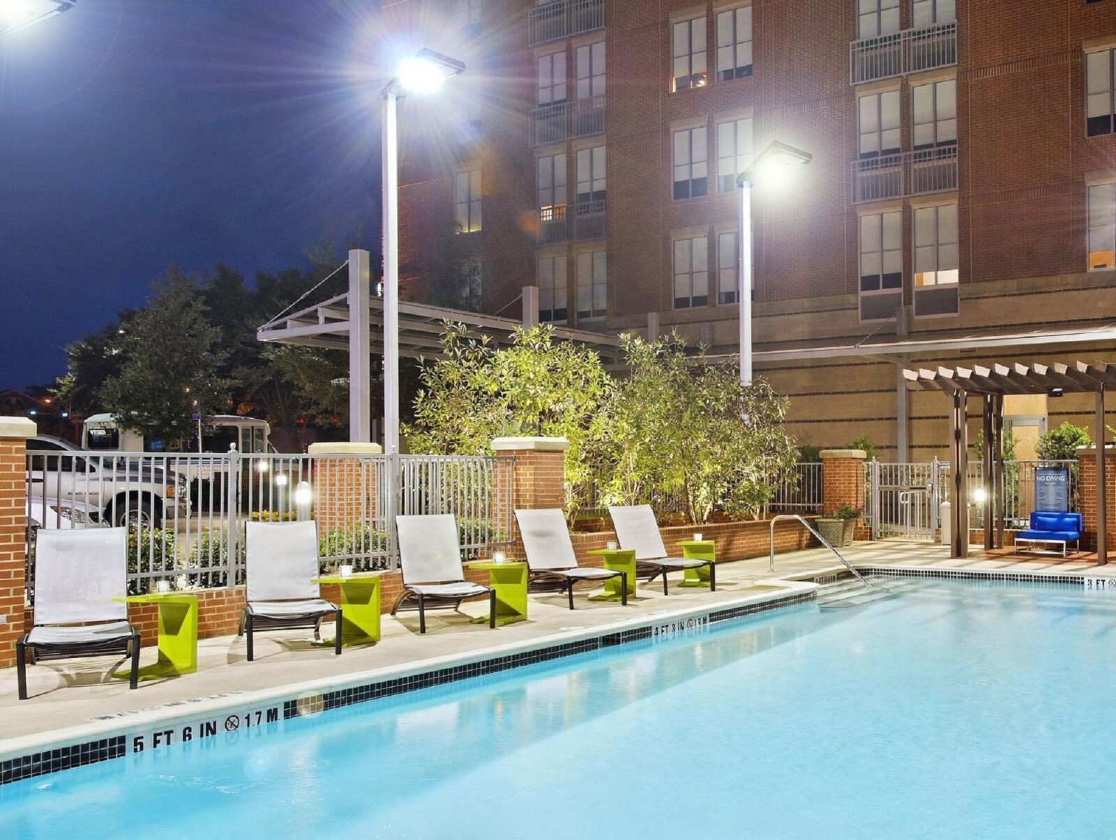 Solar Power AI Smart 3200LM Illuminate All Night Aluminum LED Area Parking Light