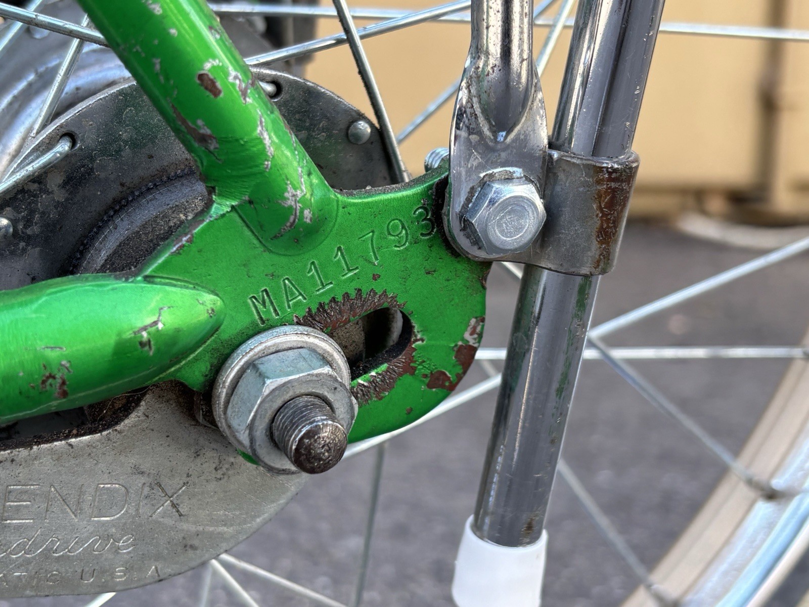 Vintage Schwinn Deluxe Flamboyant Lime Green Stingray 1965 Bicycle