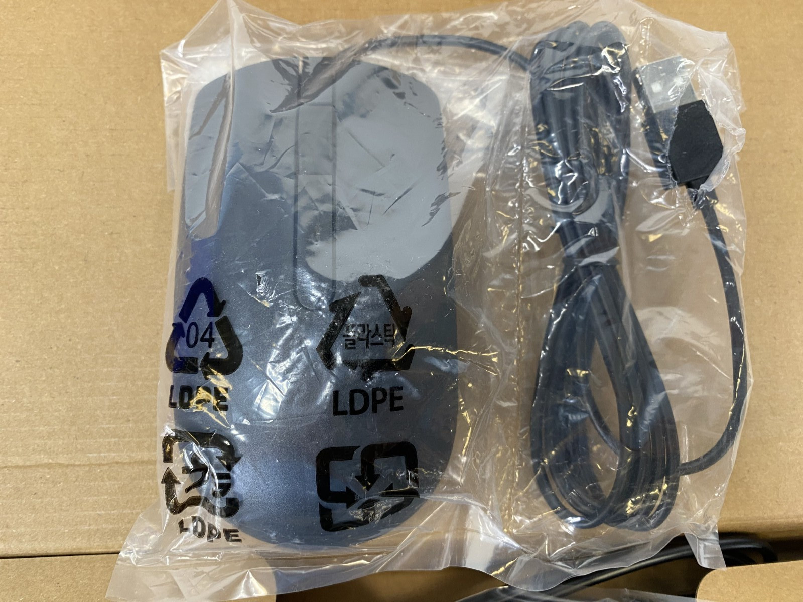 Dell USB Wired Keyboard and Mouse Combo For Office and Casual KB216-BK-US (New)