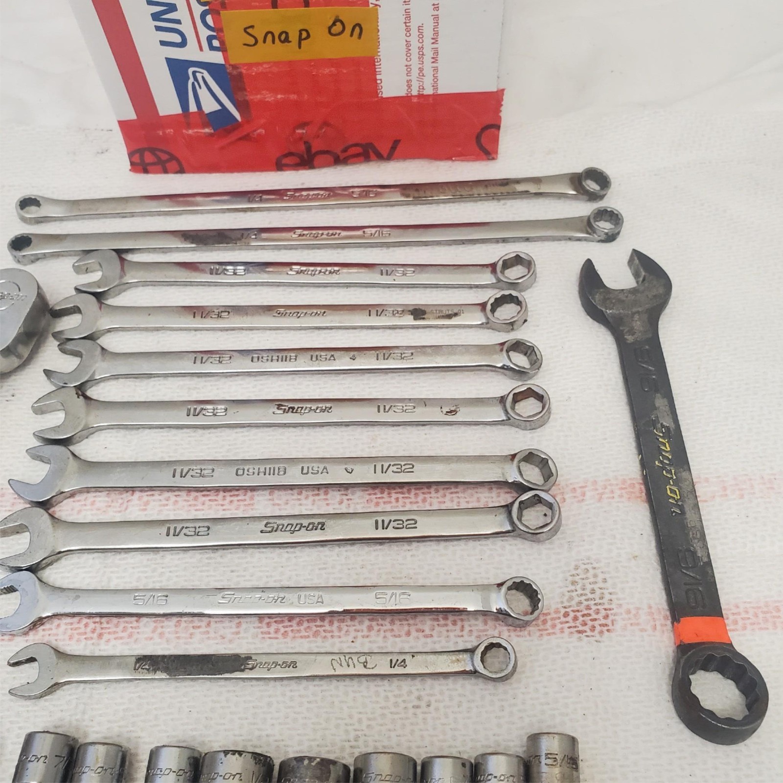 Lot of Snap on combination Wrench & Sockets LOT-1056