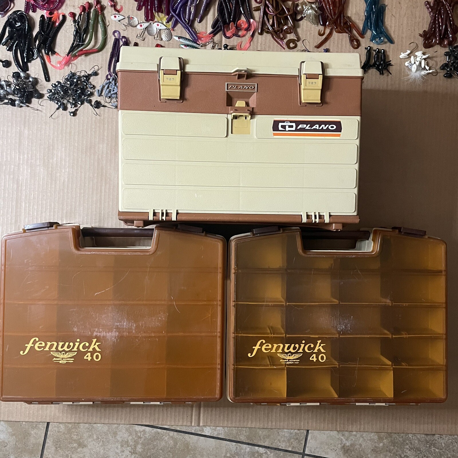 Vintage Fishing Lot Jig Heads Spoons 3 Tackle Boxes Plano Fenwick 100s Of Pcs