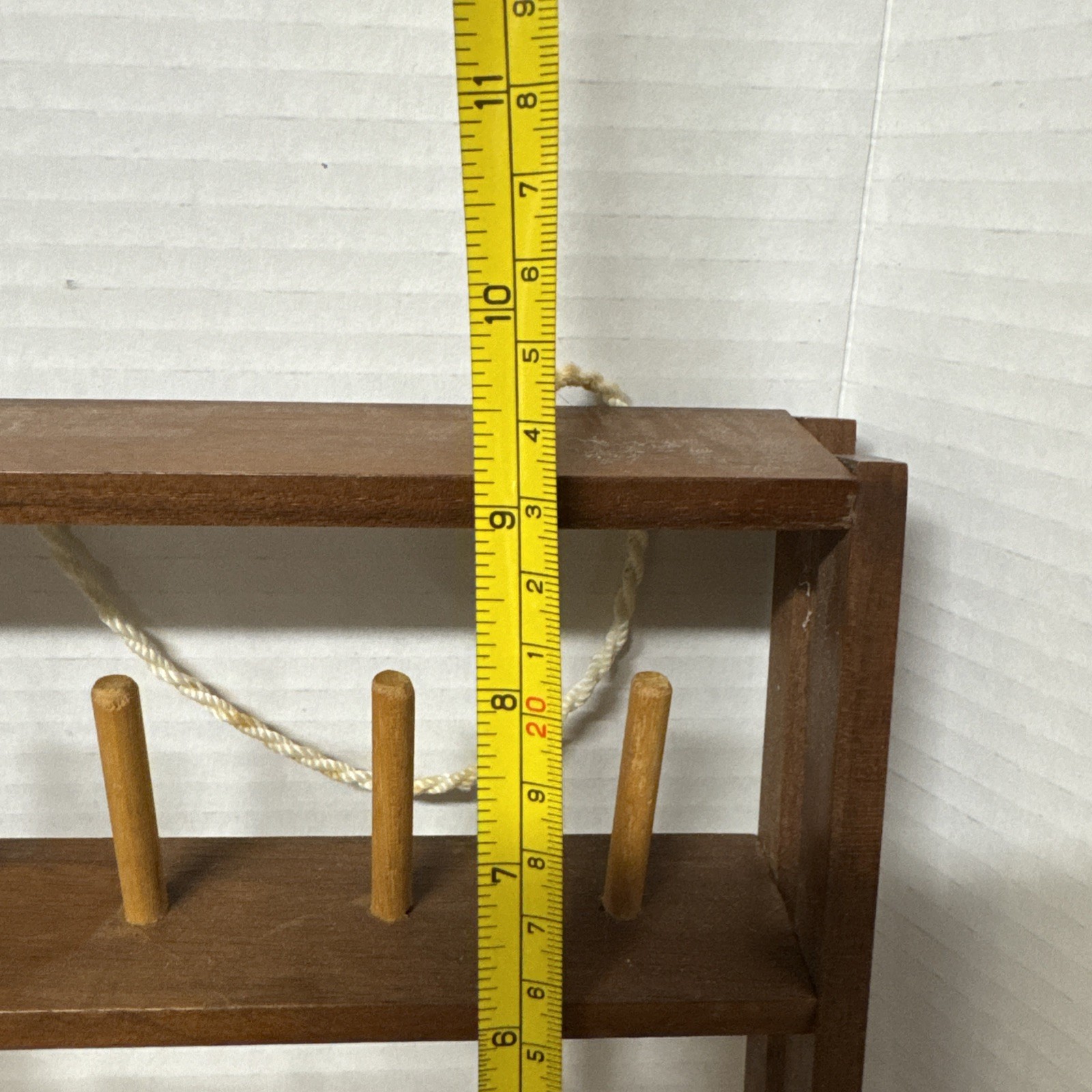 Vintage Sewing 15 Spool Thread Thimble Holder Wall or Stand Display Vintage