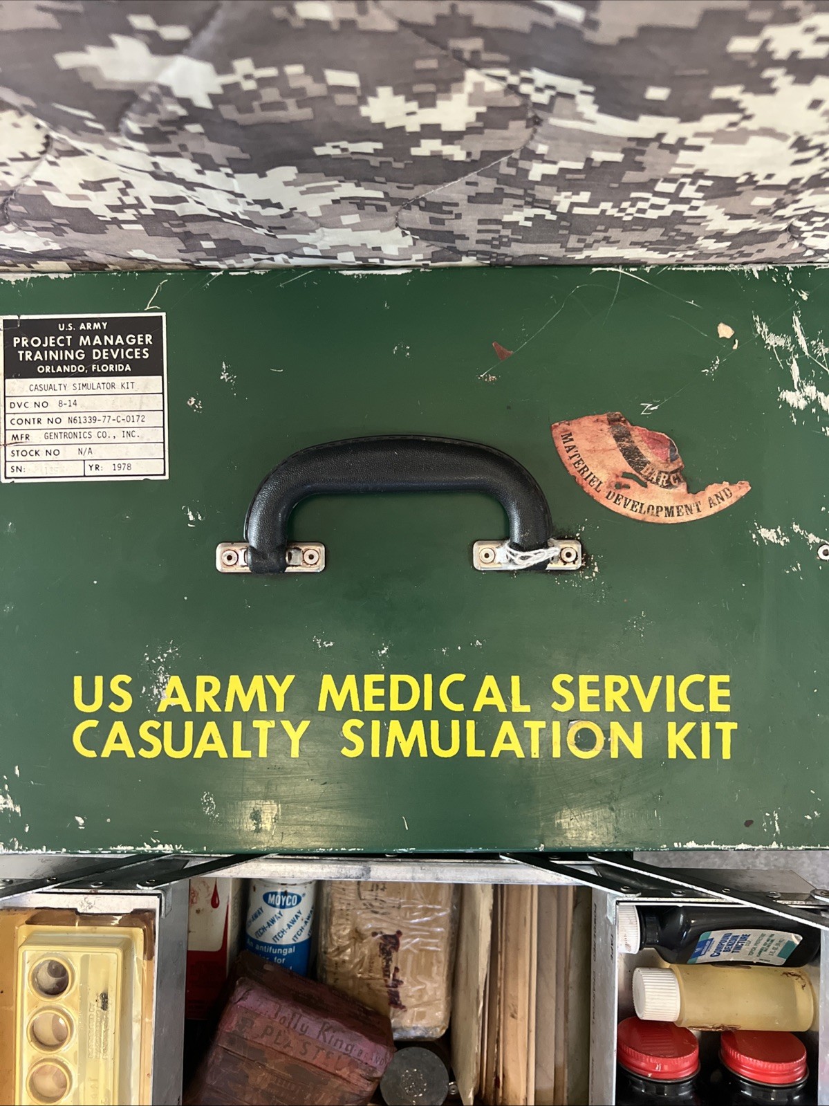 US ARMY Medical Service Casualty Simulation Kit Gentronics 1978 Training D-19