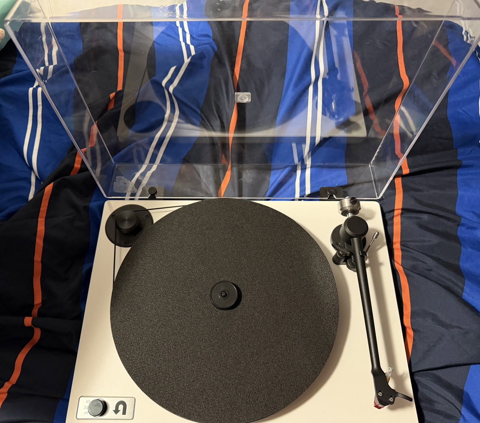 U-Turn Audio Orbit 2 Special Turntable with Ortofon 2M Red Cartridge (Black) NEW