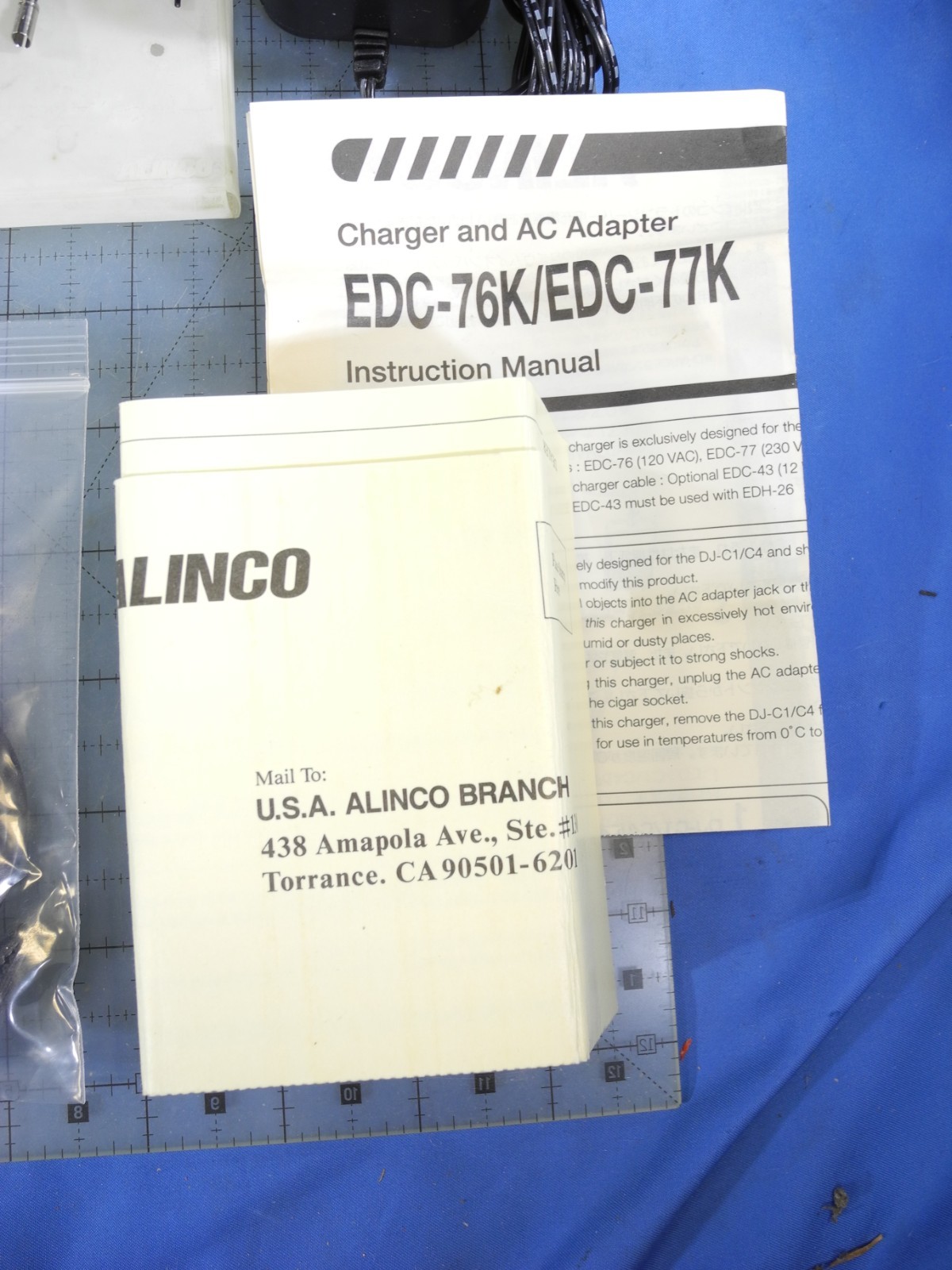 RARE! Alinco DJ-C4 UHF (440MHz) Credit Card Transceiver in box! (Tested!)