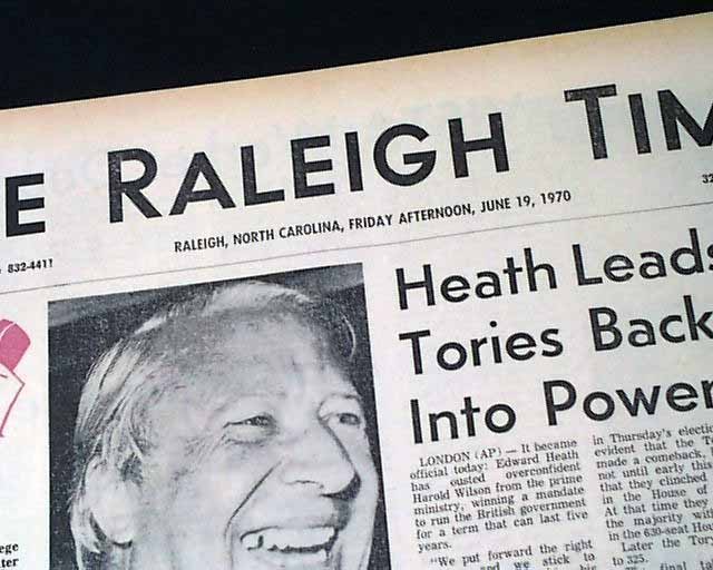 CHARLES MANSON & 3 Girls Helter Skelter Murder Trial Begins PHOTO 1970 Original