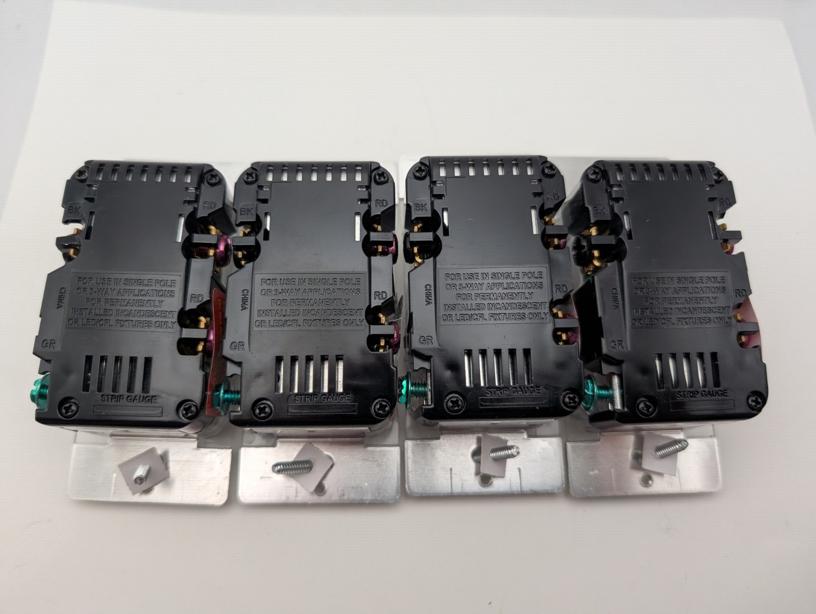 4x LEVITON DSL06-1TW Decora Rocker Dimmer Slide Bar White Light Scuff/Scratch