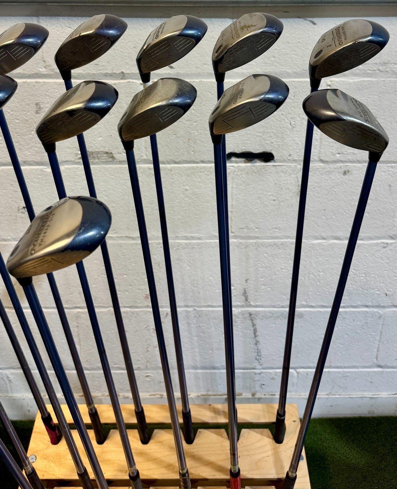 Wholesale Lot of 30 Golf Clubs - Callaway Steelhead III Woods - Ladies Flex