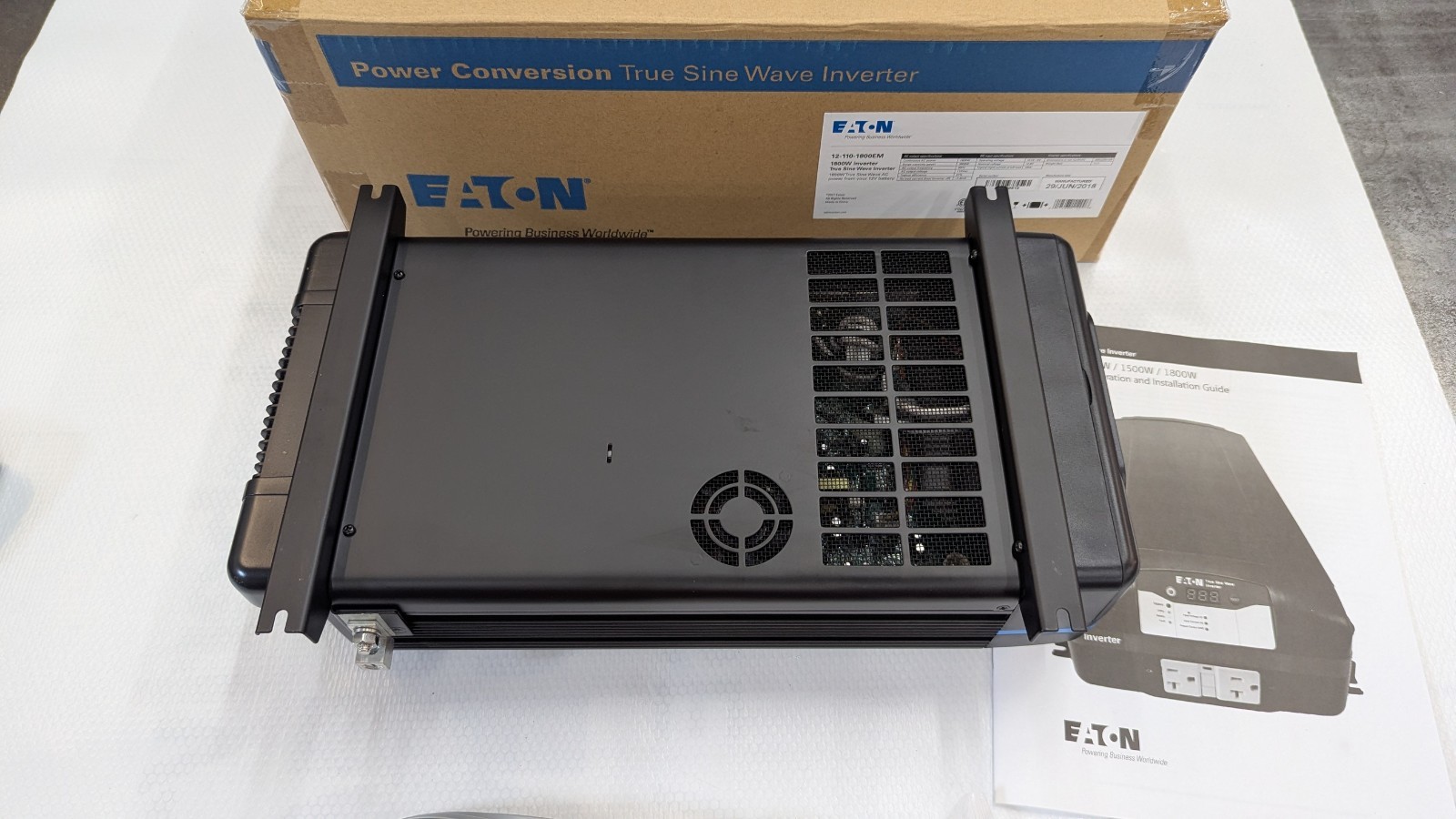 12-110-1800EM Eaton NEW True Sine Power Inverter 1800 Watt W/ Surge Protection