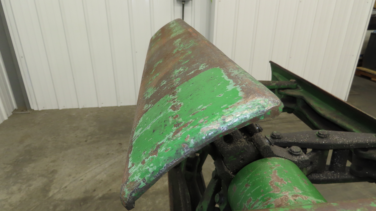 Regal 3000-12SRNP Coil Stock Uncoiler 3000lbs 12" ID 24" W No Motor Decoiler