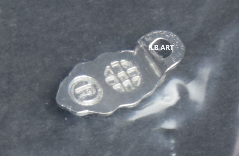 New Sealed 24 pack AANRAKU Silver Plated Leaf Earring Bails