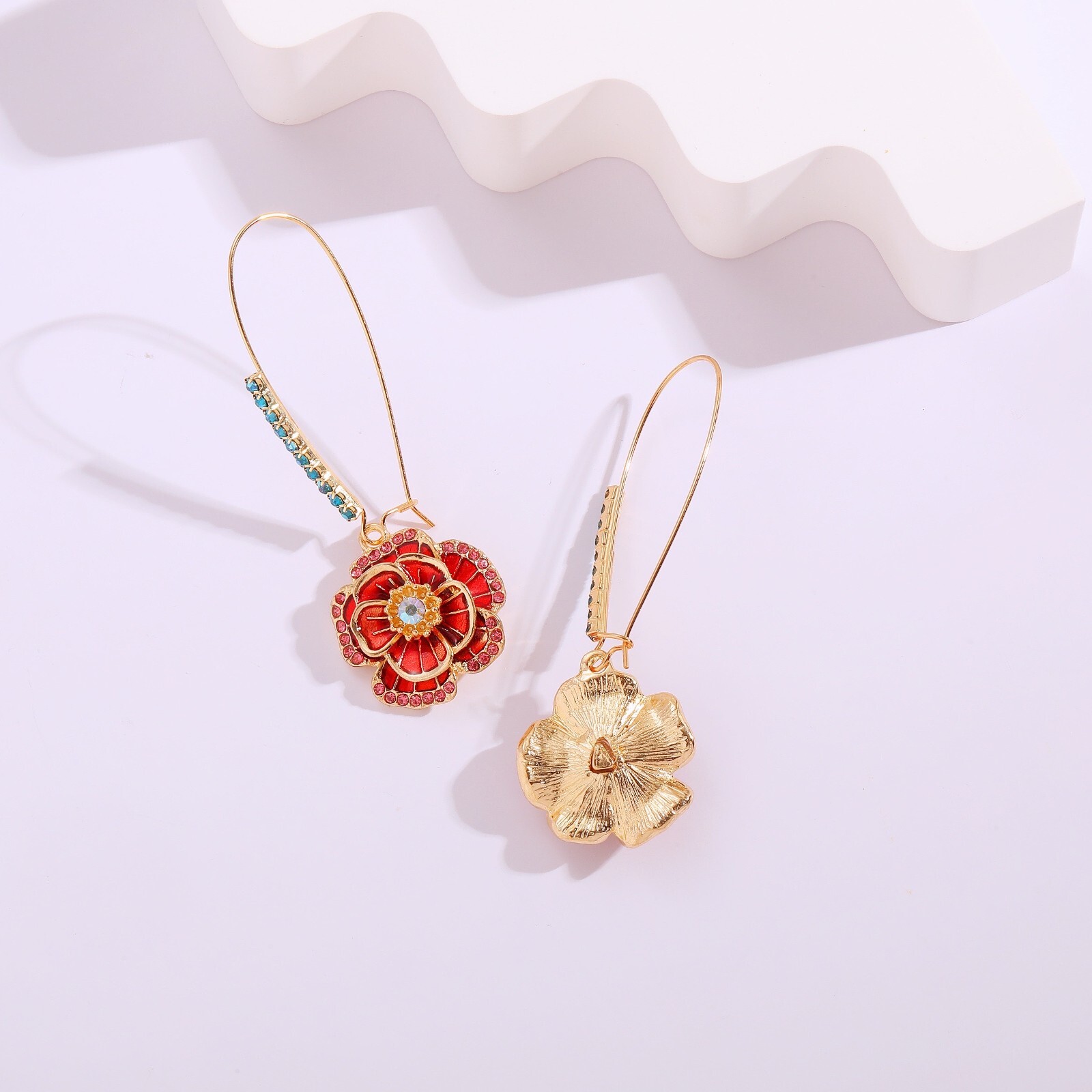 US Seller Betsey Johnson Rose Dangle Earrings Multi-color