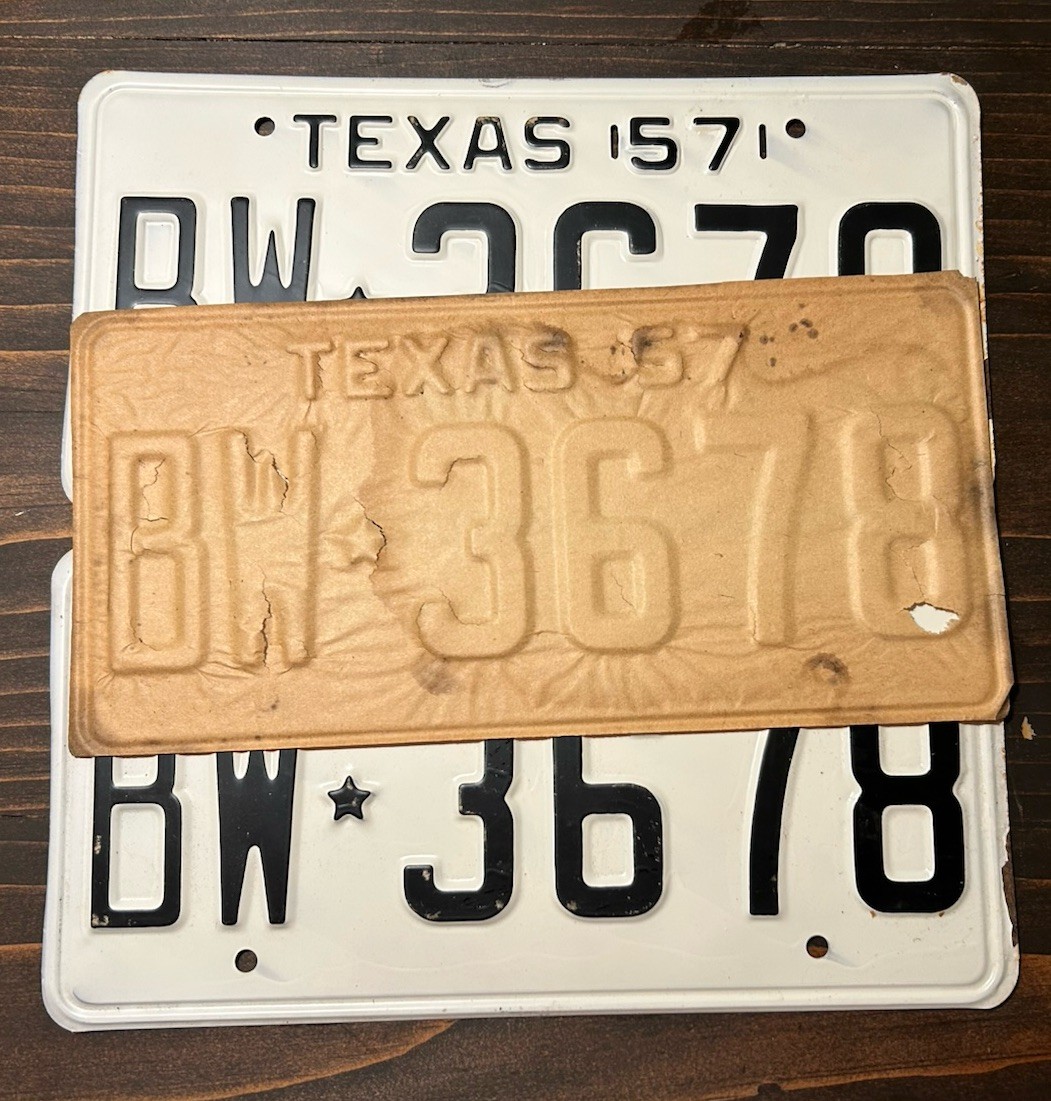 1957 TEXAS VINTAGE LICENSE Passenger PLATE SET-PAIR. BW*3678 NOS