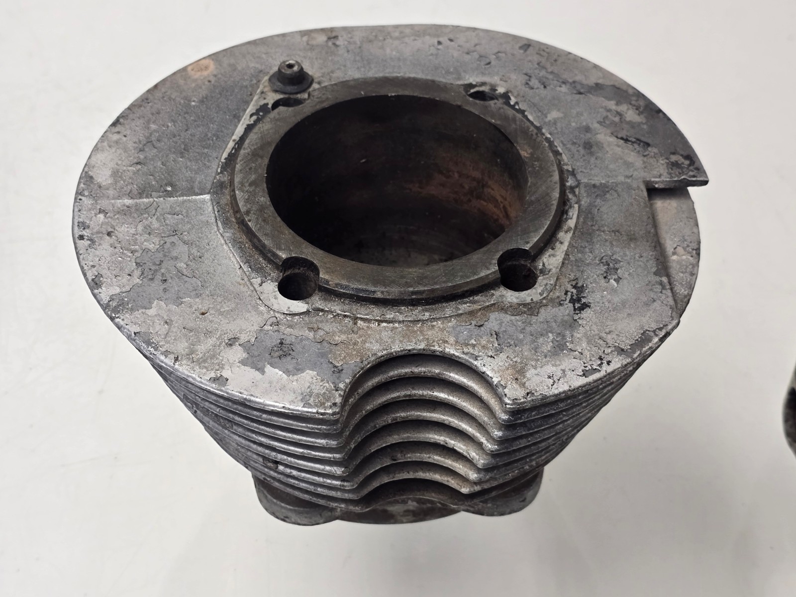 DUCATI SINGLE 250 BEVEL NARROW CASE CYLINDER JUG BARREL W/ PISTON DM250 DIANA