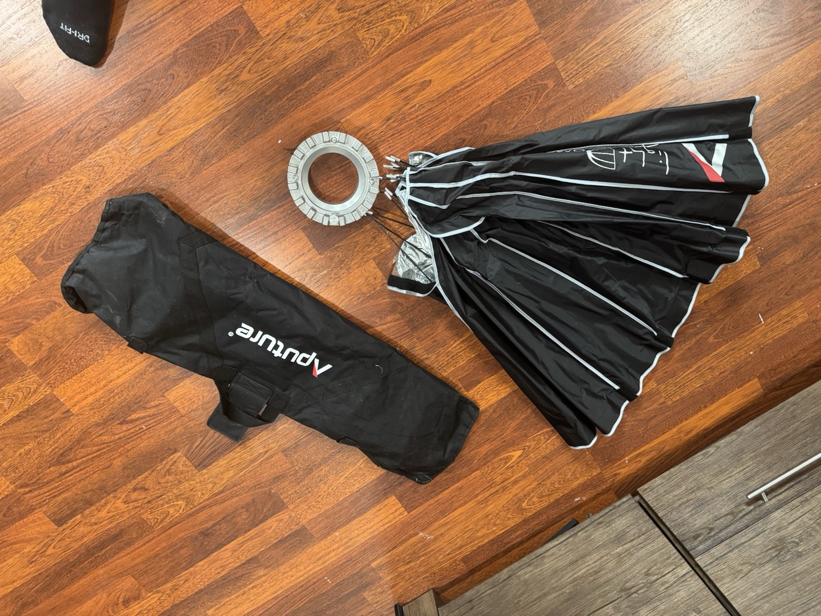 Aputure Light Dome SE Softbox