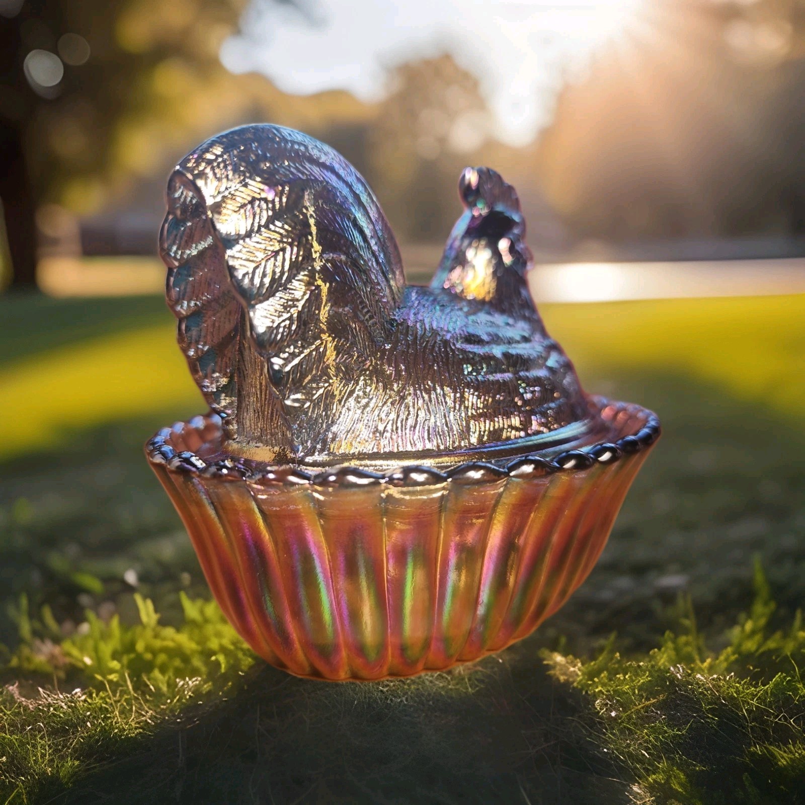 5" Rooster With Split Tail on a Ribbed Nest Titanium Carnival Westmoreland Mould