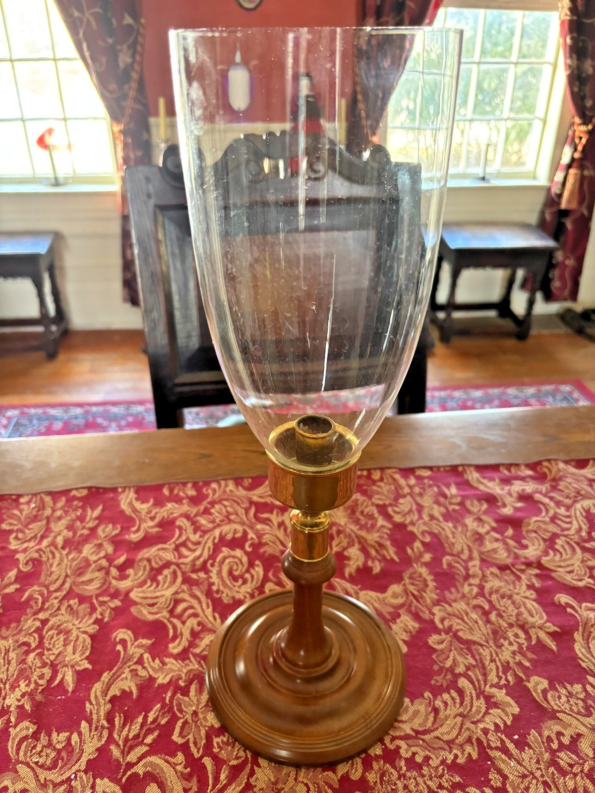 Vtg Williamsburg Restoration 17.5" Hurricane Candle Shade & Wooden Base CW16-80