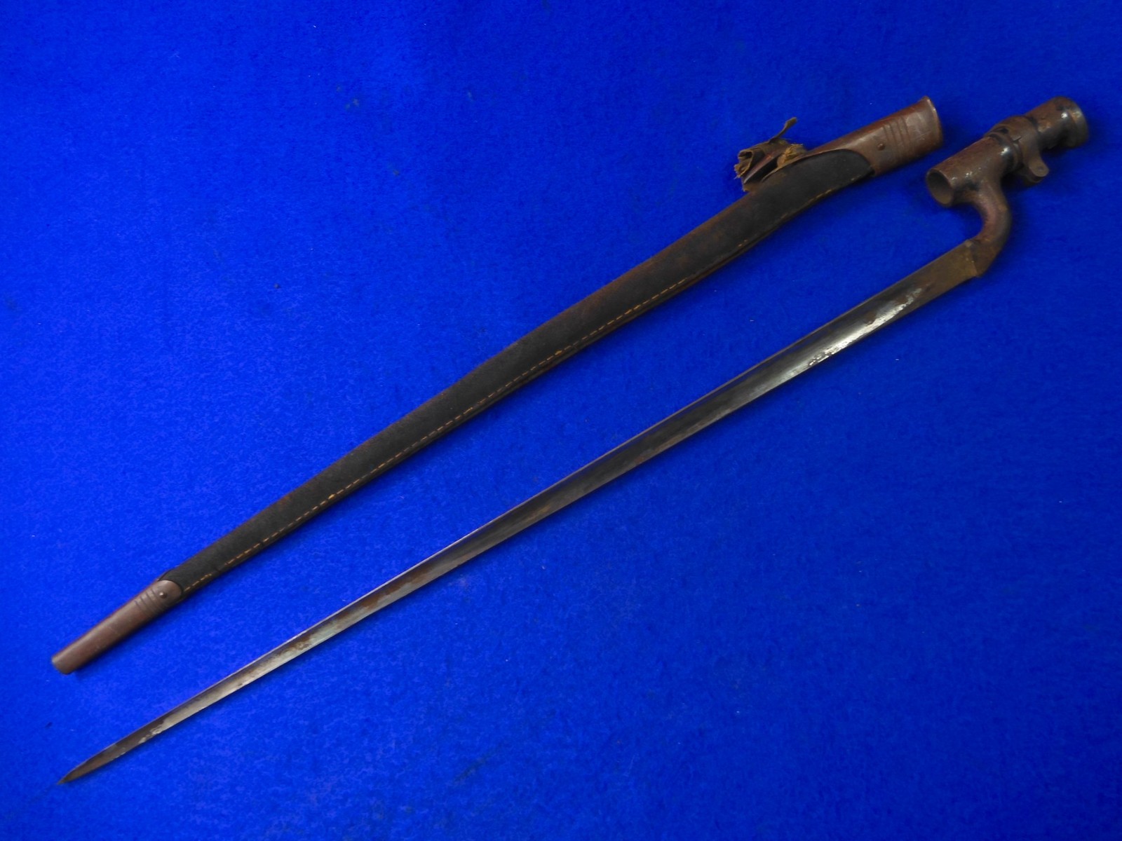 British English Antique WW1 Model 1876 Socket Bayonet w/ Scabbard c