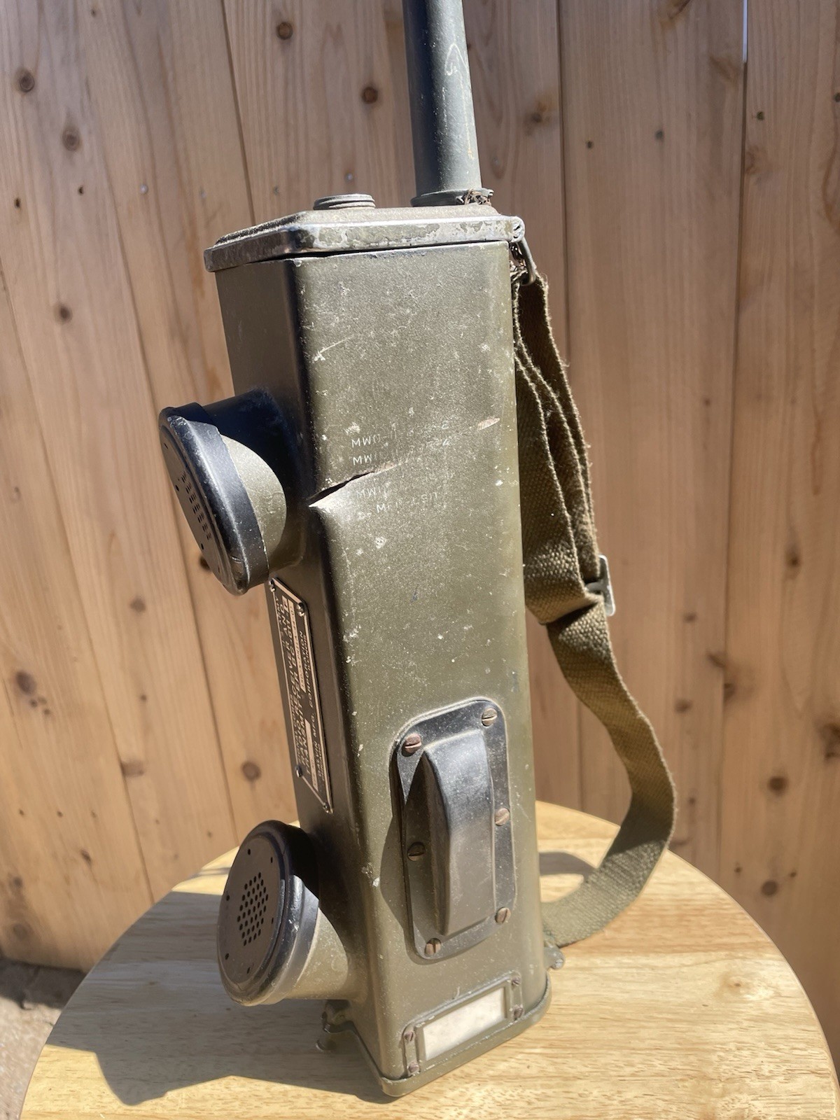 WWII US Walkie talkie - WW2 US Walkie Talkie - Original U.S. Phone WWII - Field