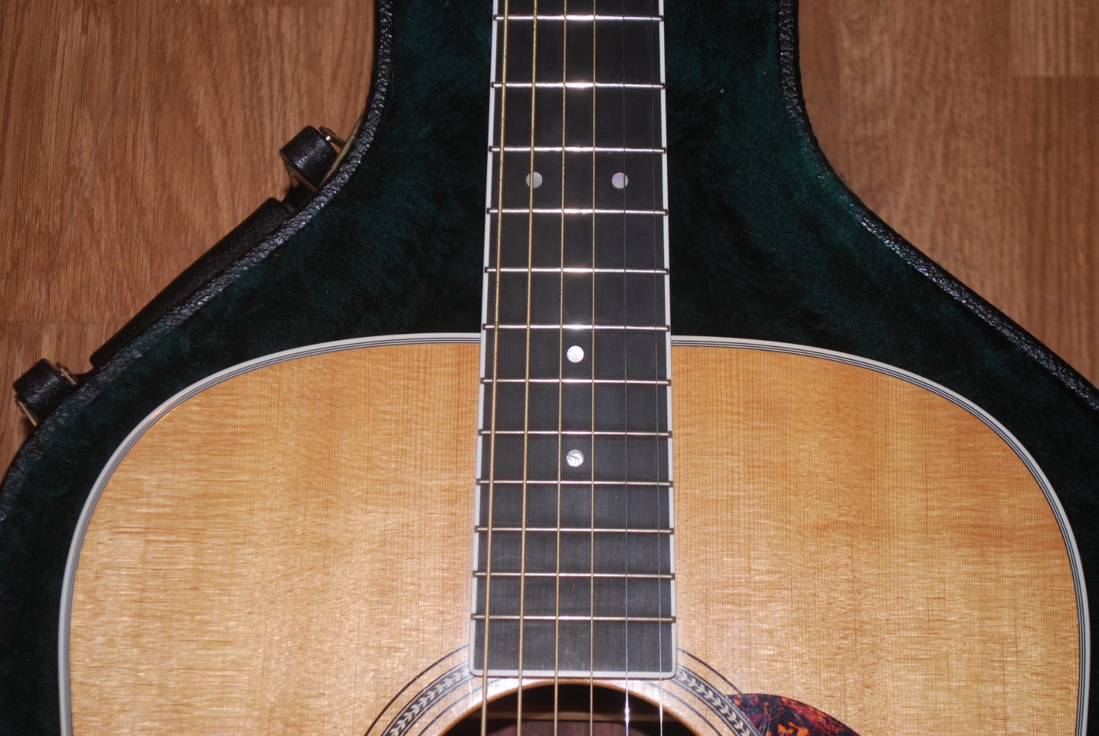 Martin Acoustic Electric Guitar D-16RGT With Hardshell Case & Strap