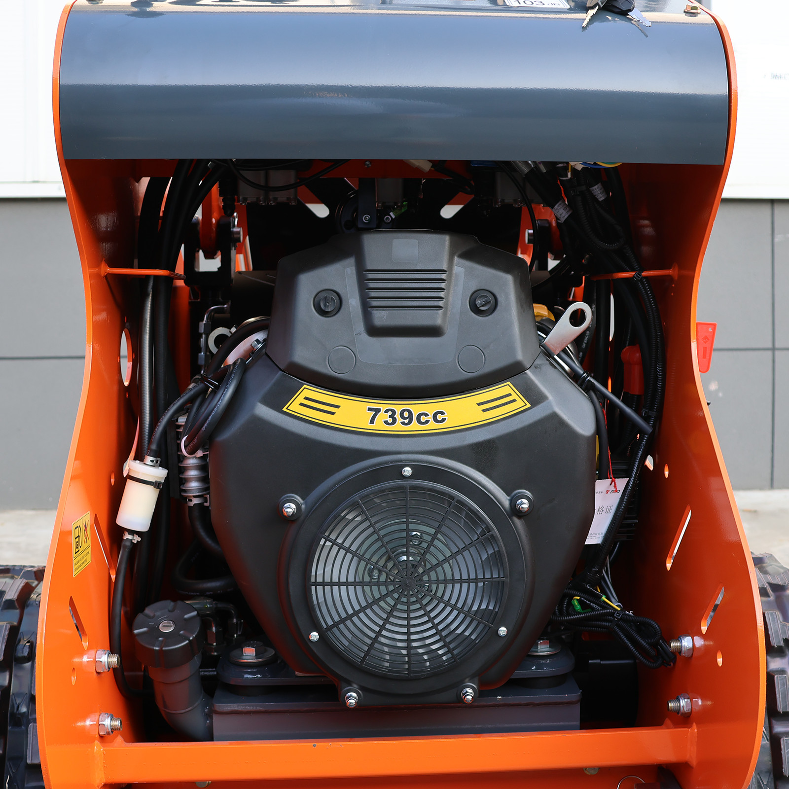 24HP Mini Skid Steer Loader 2-Cylinder Engine with Pallet Fork