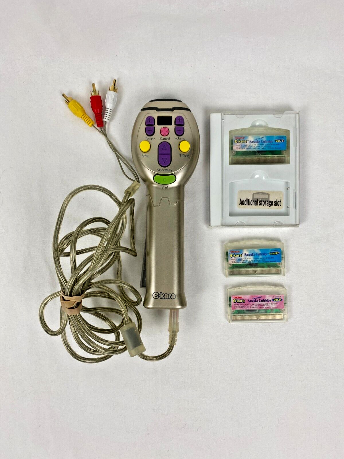Takara e-Kara Karaoke Microphone with 3 Cartridges Vol 1 & 9 plus 5 songs