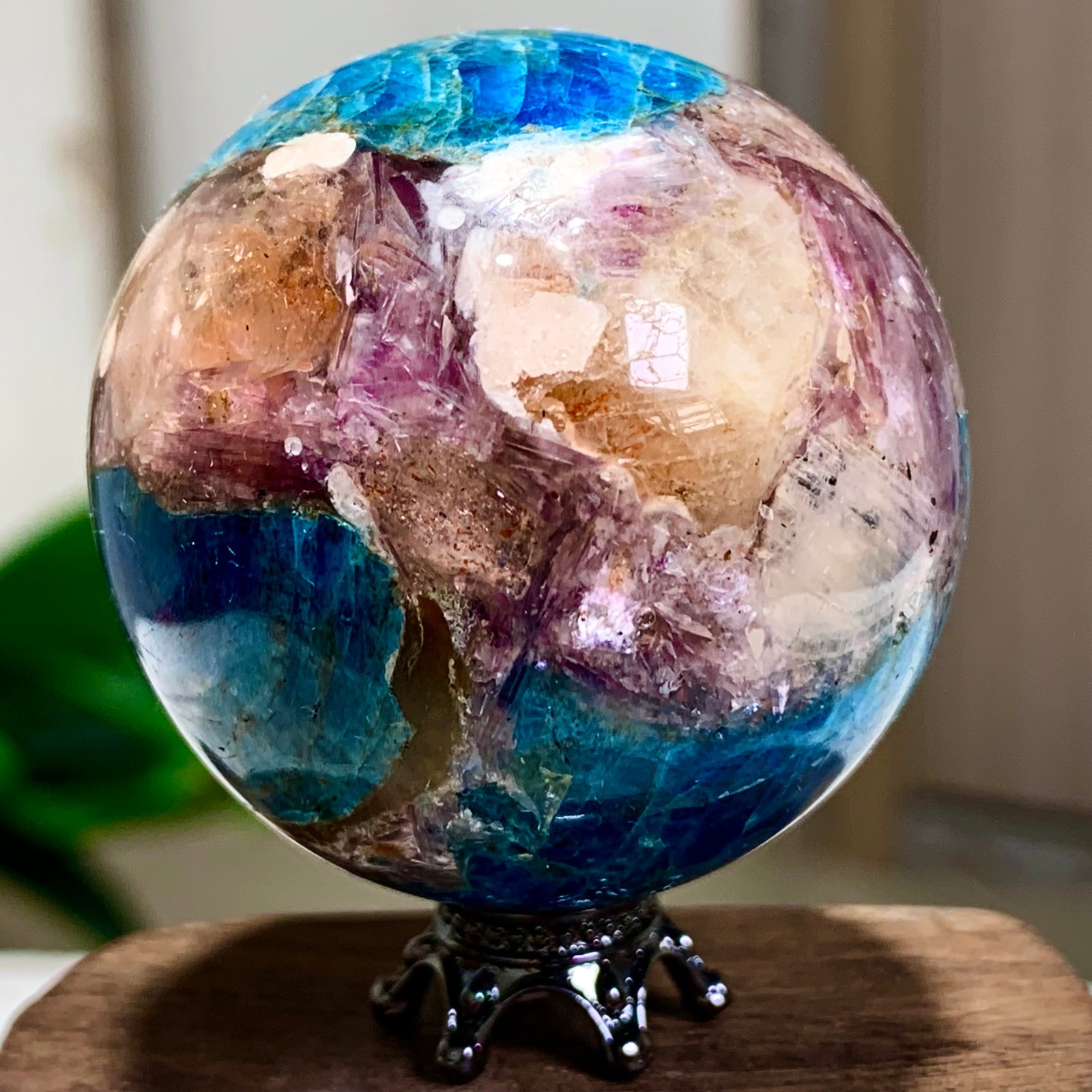 112G Natural Blue Aptite +Sun Stone purple lepidolite Sphere mineral sample