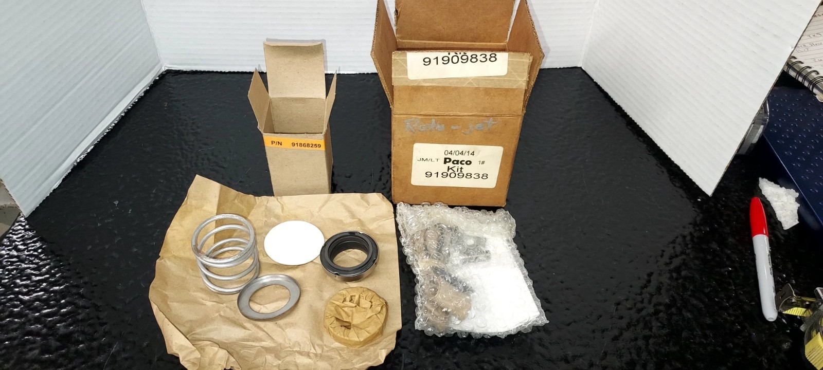 PACO Shaft Seal Kit 91909838 "Open Box"