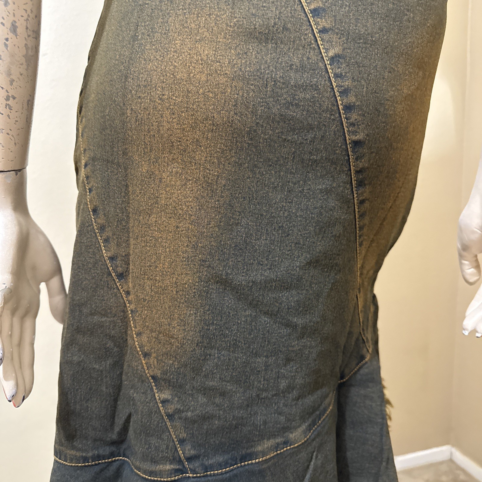 Women’s Brown Denim Cotton Stretch Boho Beaded Lace Zip Size M(6-8) Skirt 3716