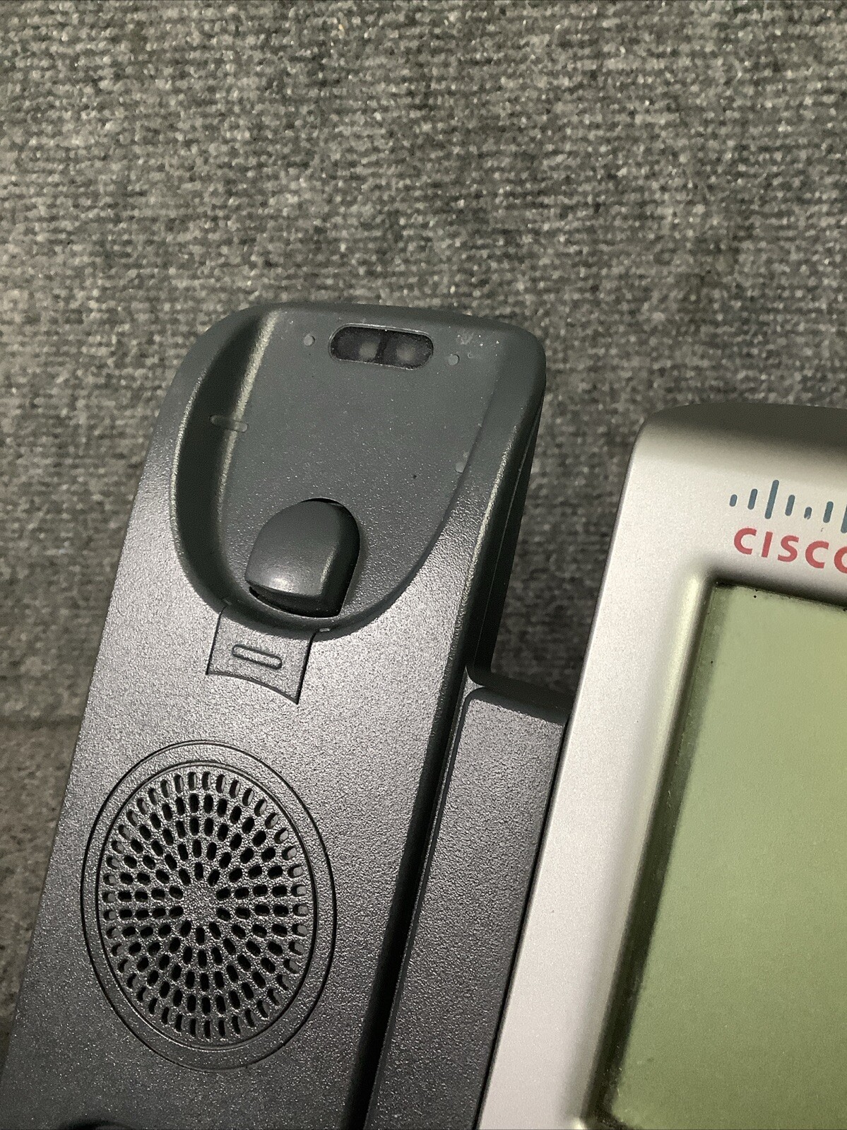 Cisco 7942G IP VoIP Telephone Phone 7942 (CP-7942G)