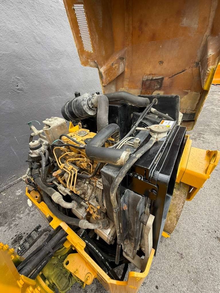 2012 Caterpillar CB24 Double Drum Vibratory Roller – Diesel – Low Hours