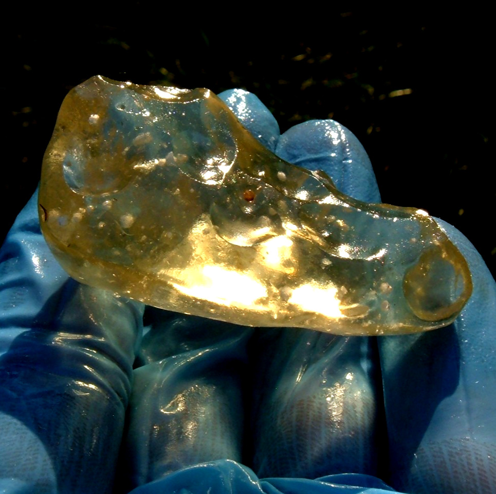 Libyan Desert Glass Meteorite Tektite impact specimen( 203 crt)Best ever AAAA+