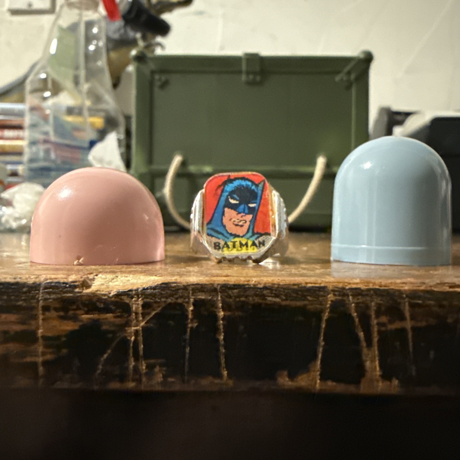 Batman & Robin (Robin)  Vintage 1960's Plastic Flicker Ring W/ OG Gum Ball Case