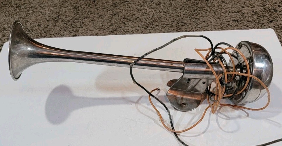 Vintage 13" Stainless Steel Single Trumpet Marine Horn 12V Made In Japan