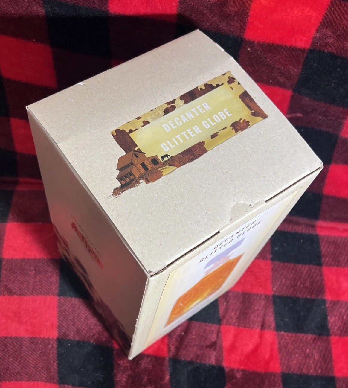 [NEW in BOX/Cracker Barrel Exclusive Bourbon Decanter Globe]