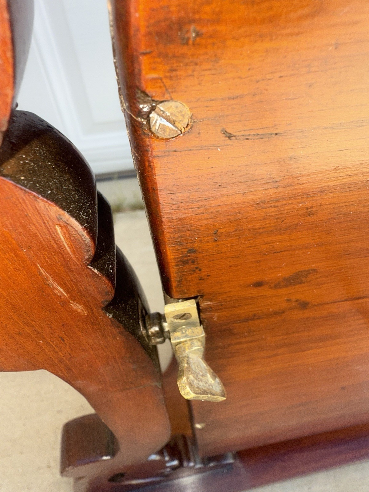 VICTORIAN TABLE TOP DRESSING MIRROR