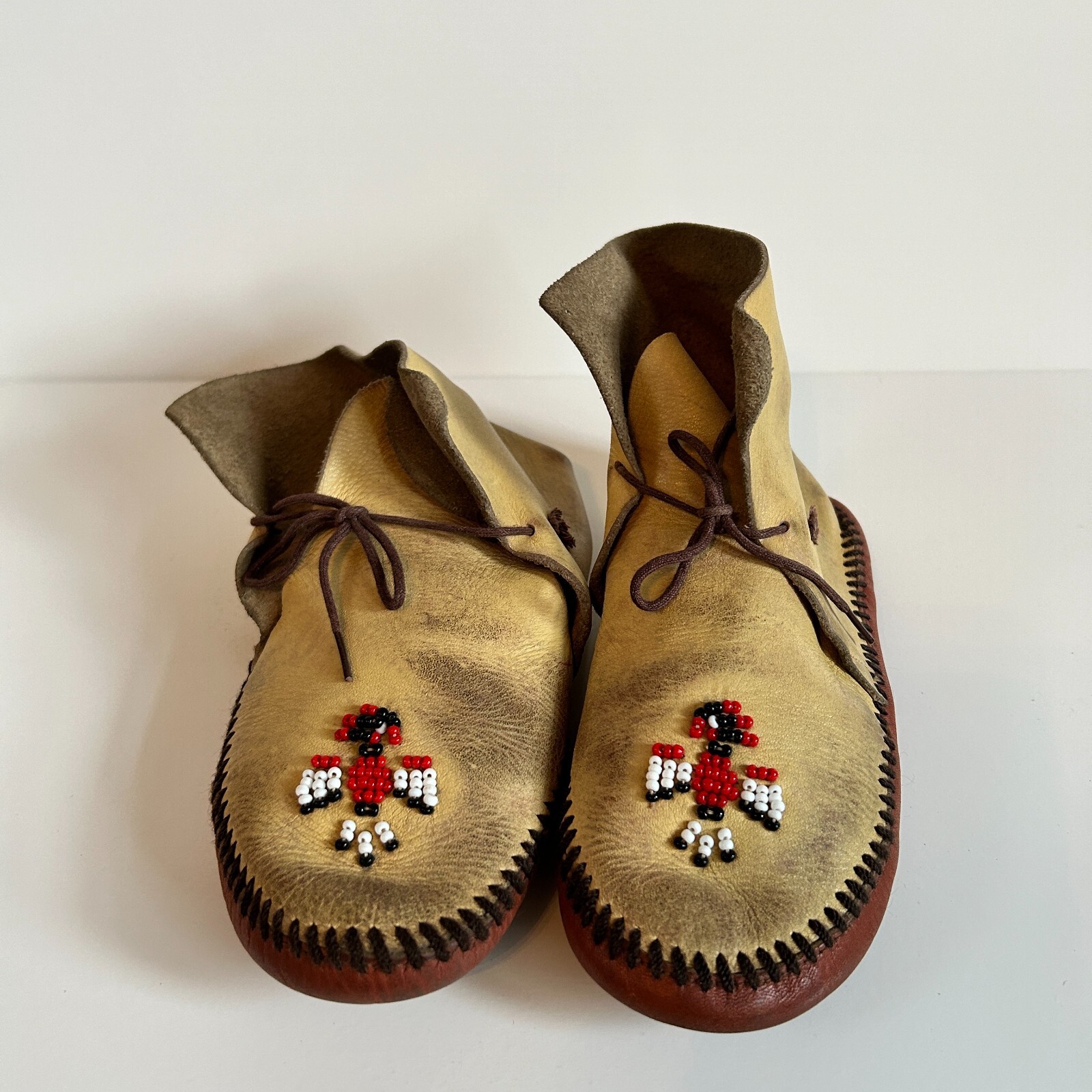 Vintage 8" BEADED Thunder Bird LEATHER NATIVE AMERICAN INDIAN MOCCASINS BOOTIES