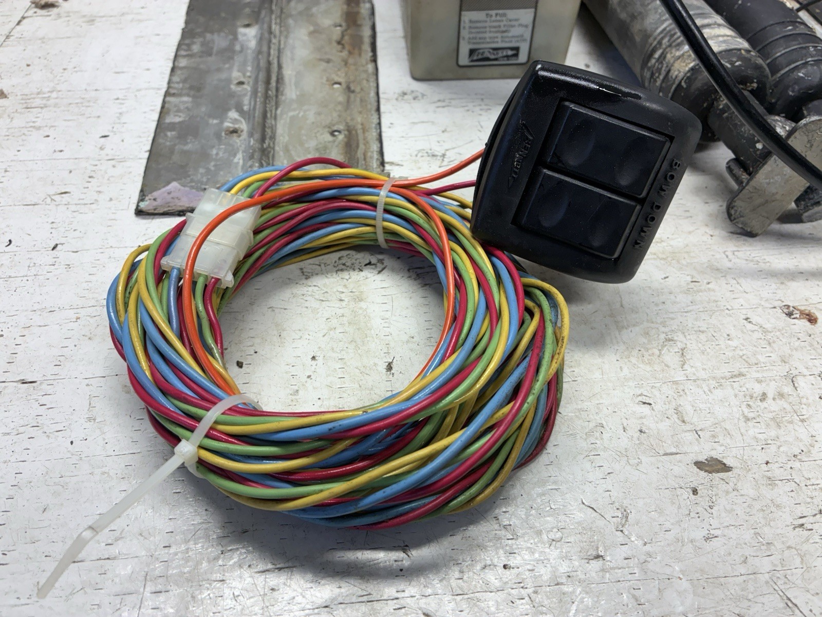 Bennett V351 12 Volt Hydraulic Trim Tab Pump, Accuators, Lines, Tabs, & Switch