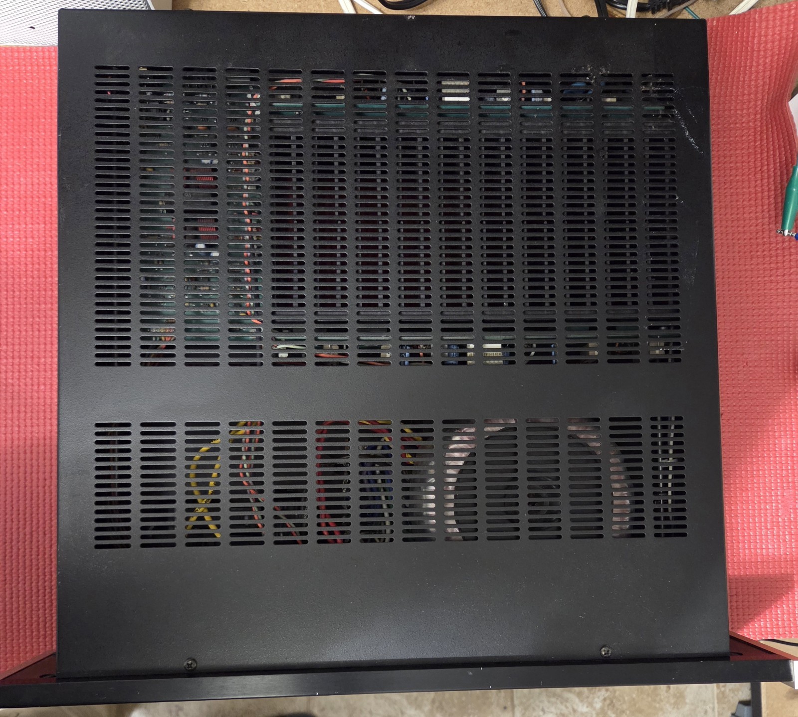 McIntosh MC7100 Solid State Power Amplifier - Very Good Condition